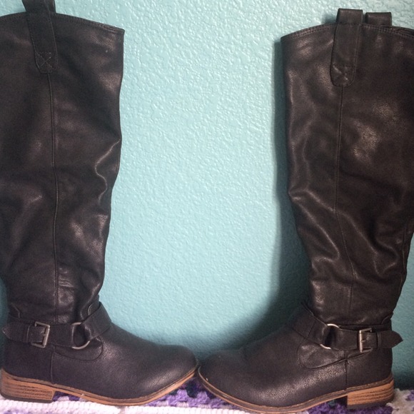 Black faux leather boots