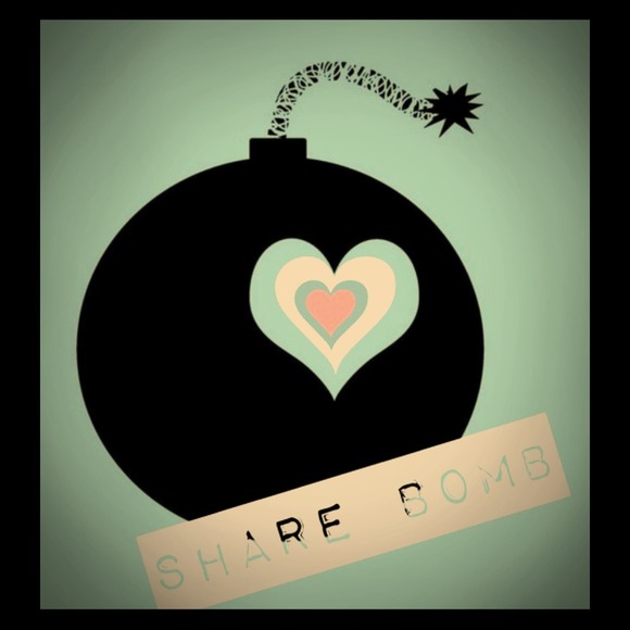 💣Do you want me to share bomb your closet?!?!?💣