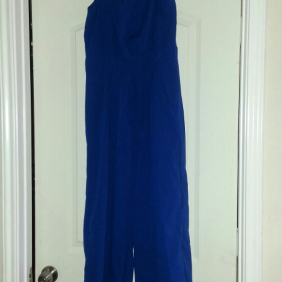 Wide leg casual jumper ankle length & sleeveless.