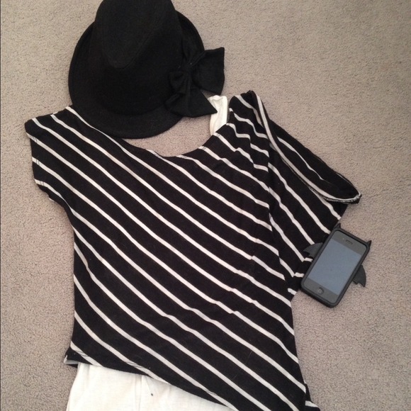 Black fedora
