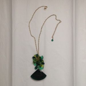 Emerald green necklace