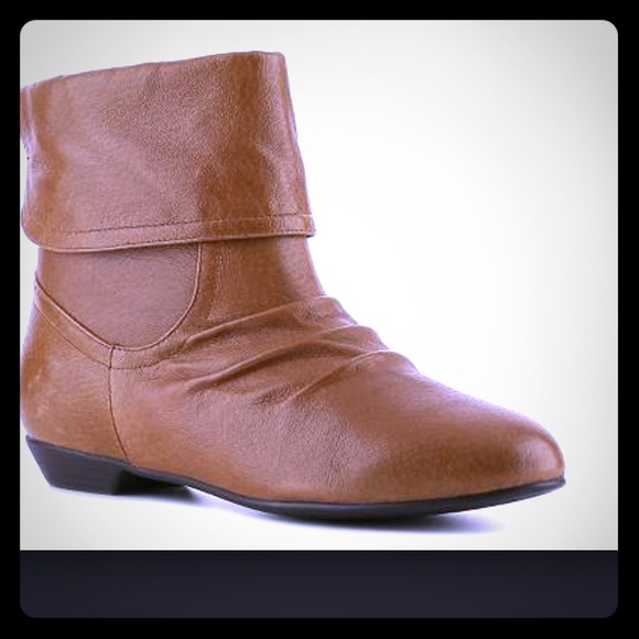 chinese laundry flat boots