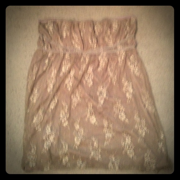 Baby doll style large strapless top