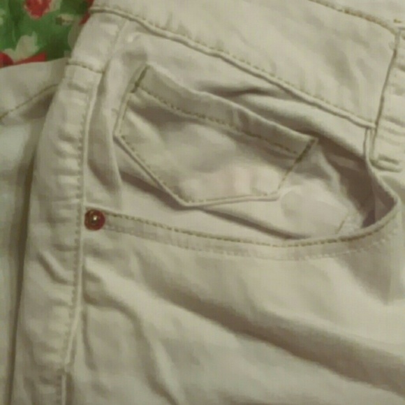 🚫Sold Bundle🚫White stretch jeans - Picture 4 of 4