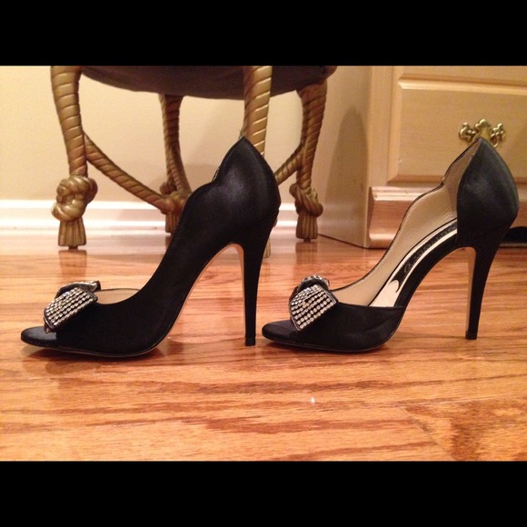 🛑SOLD🛑 Boutique9 DERRY shoe - Picture 3 of 4