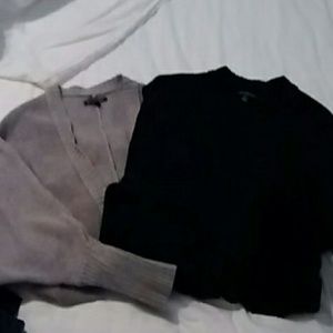 Gorgeous long American Eagle sweater.