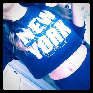 New York cropped sweater