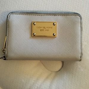Authentic Michael Kors off white Wallet