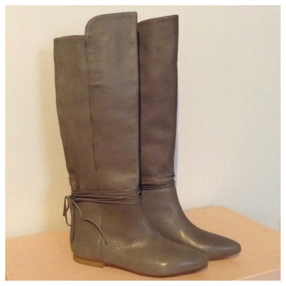 Loeffler Randall Dana Ankle-Tie Flat Boots Grey - Picture 1 of 4