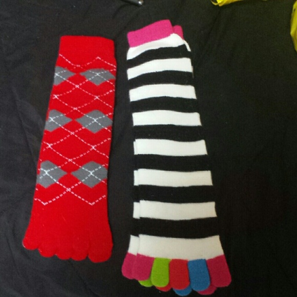 2 pairs long toe socks