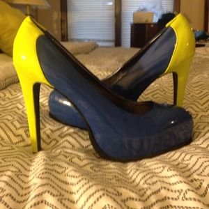 Blue and lime green/yellow patent platform pump