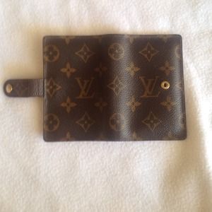 Authentic Louis Vuitton Credit Card Holder