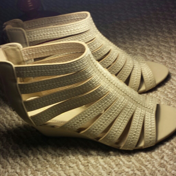 👡👡👡 Beige sandals