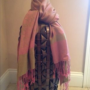 Chartreuse & Dusty rose paisley scarf