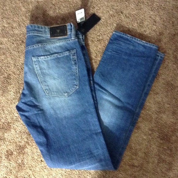 NWT men's guess slim tapered jeans