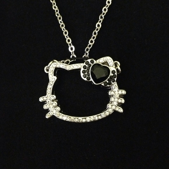 Hello Kitty necklace