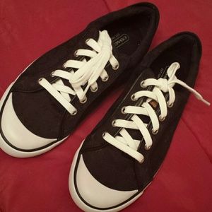 On HOLD.Brand new coach sneakers