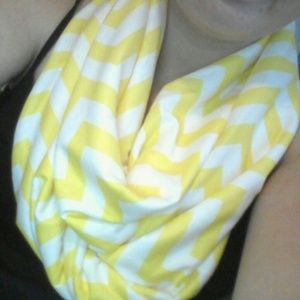 Forever 21 infinity scarf
