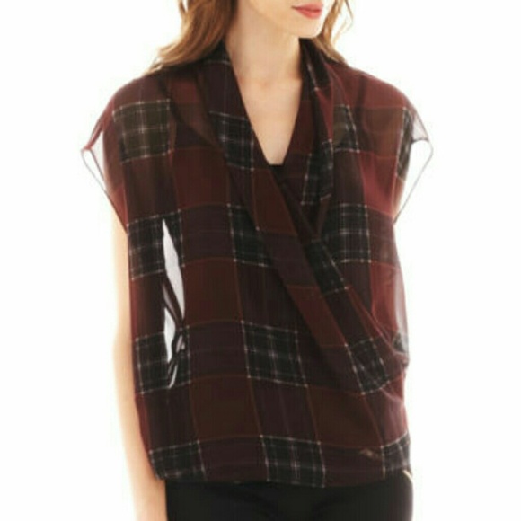 PLAID TOP
