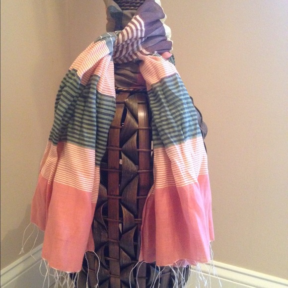 Striped scarf