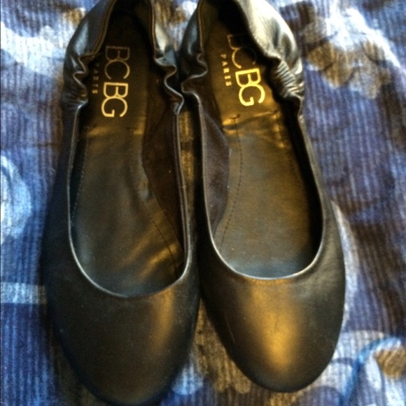 BCBG black flats