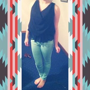 Black chain in back shirt and bullhead jeans!