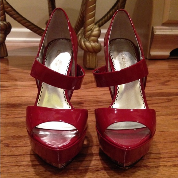 🛑sold🛑Bebe Jolie shoe