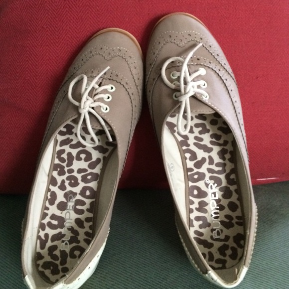 Bumper Oxford shoes size 8