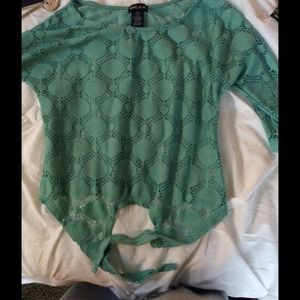 Light blue top 🌐🌐🌐