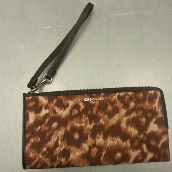 Leopard print coach hand bag