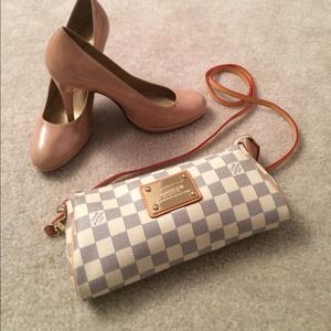 LV eva clutch