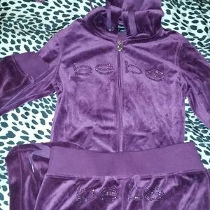 Be beVelour Sweat suit