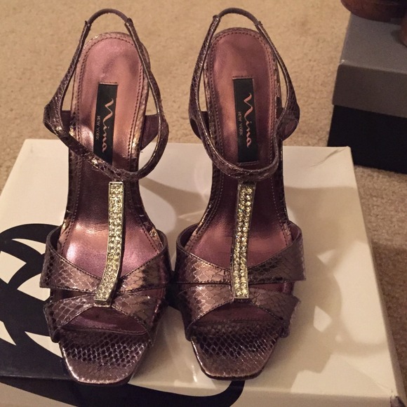 Nina- Metallic Sandals