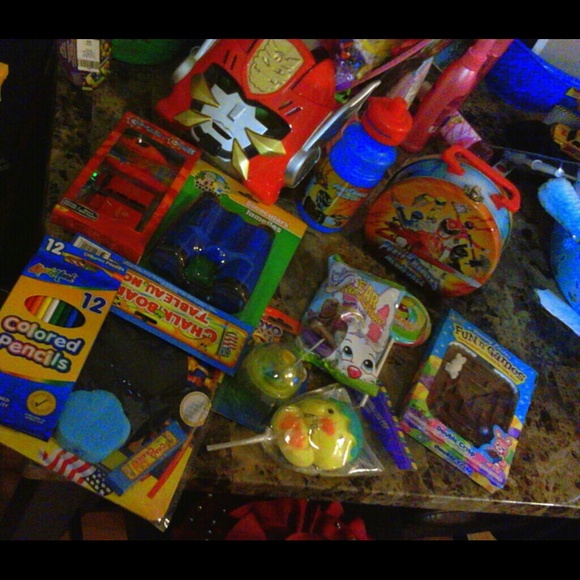 Boys Power Ranger Bucket - Picture 2 of 3