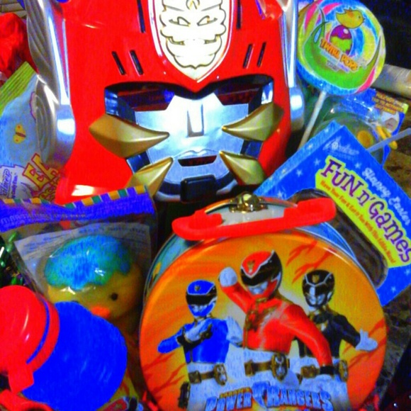 Boys Power Ranger Bucket - Picture 3 of 3