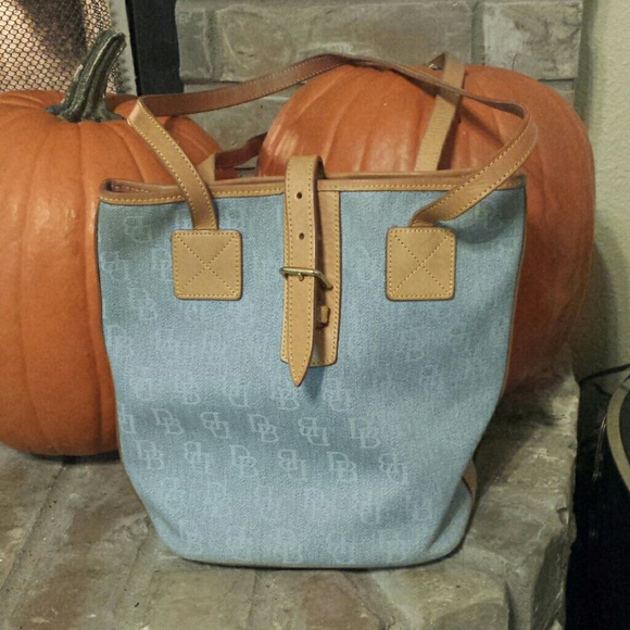Dooney & Bourke Bucket Bag