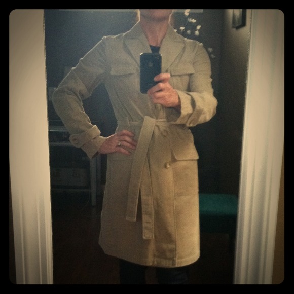 Inspector Corduroy To The Rescue!  Darling trench!