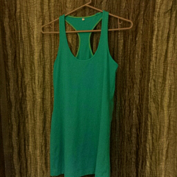 Excellent Lululemon teal cool racerback