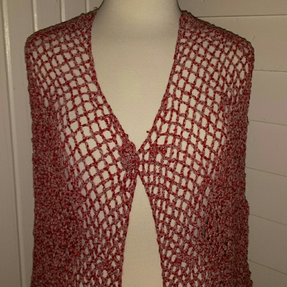 Crochet red and white cape