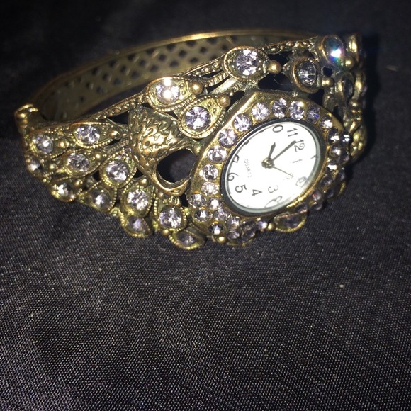 Bracelet watch