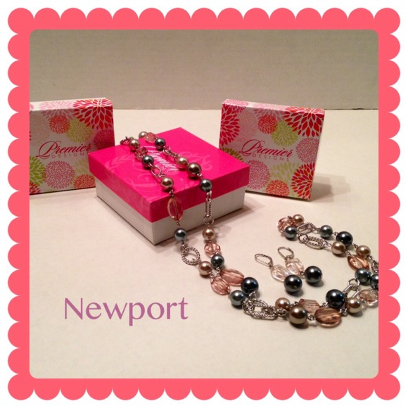 💲✂️ PD Newport Necklace & Earrings Set Beautiful!