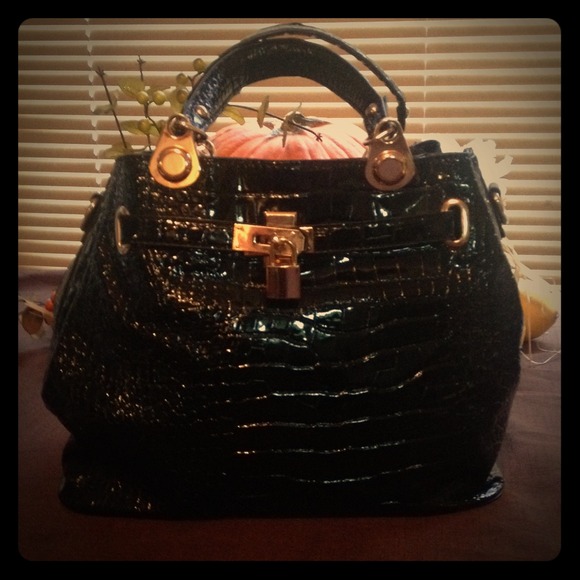 Faux patent leather black purse