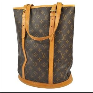 Lv gm bucket bag very great condition was relined!
