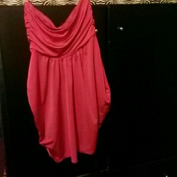 Dress - Picture 2 of 4