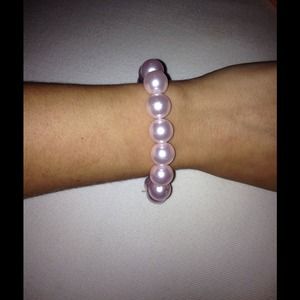 Pearl bracelet