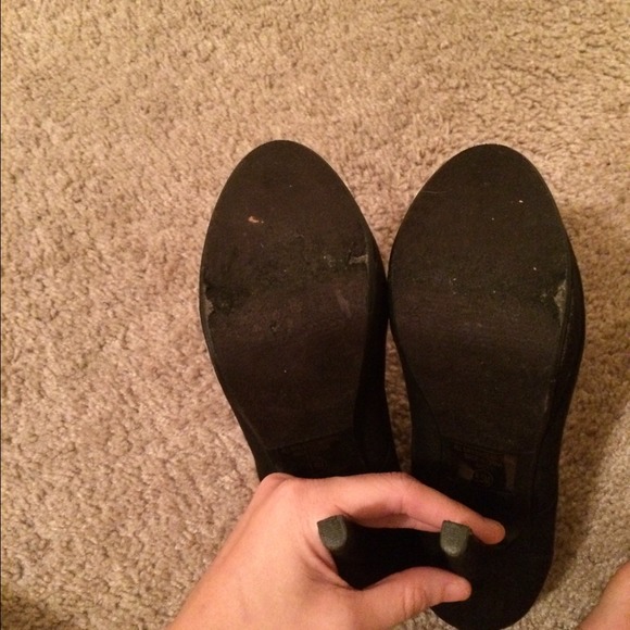 Black and gold bootie heels. - Picture 3 of 3