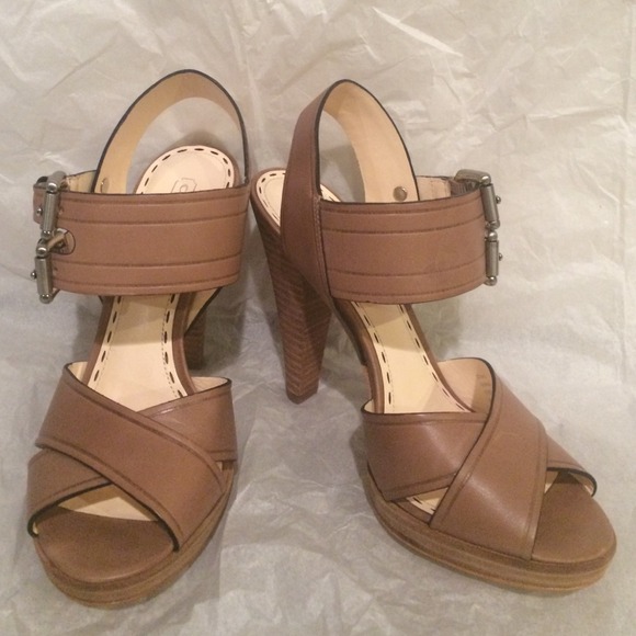 New Coach Shoes size 6