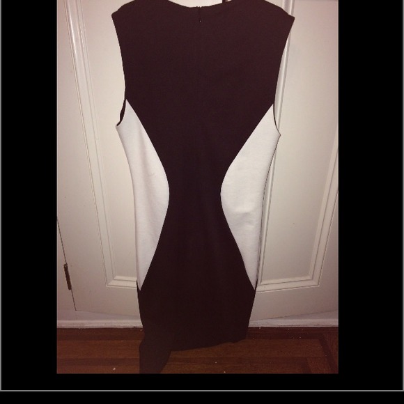 Black and White Dress - Picture 2 of 4