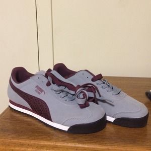 Nwot Grey & burgundy Puma brand
