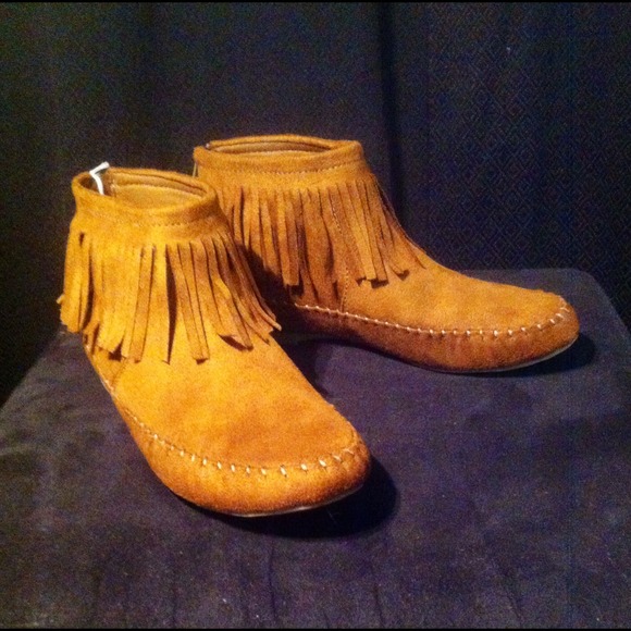 "Brash" ankle boots with fringe